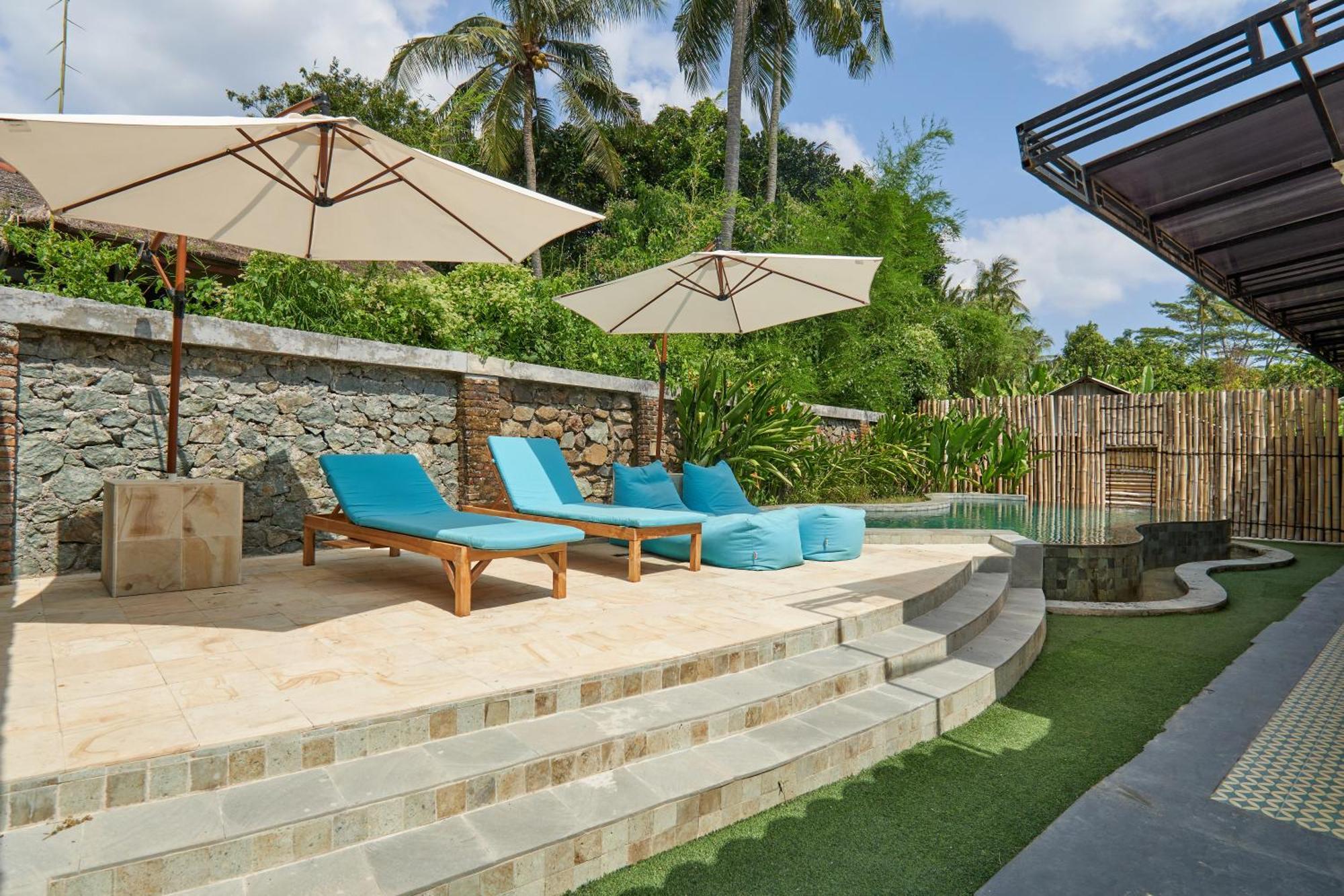 Attara Inn Senggigi Kültér fotó