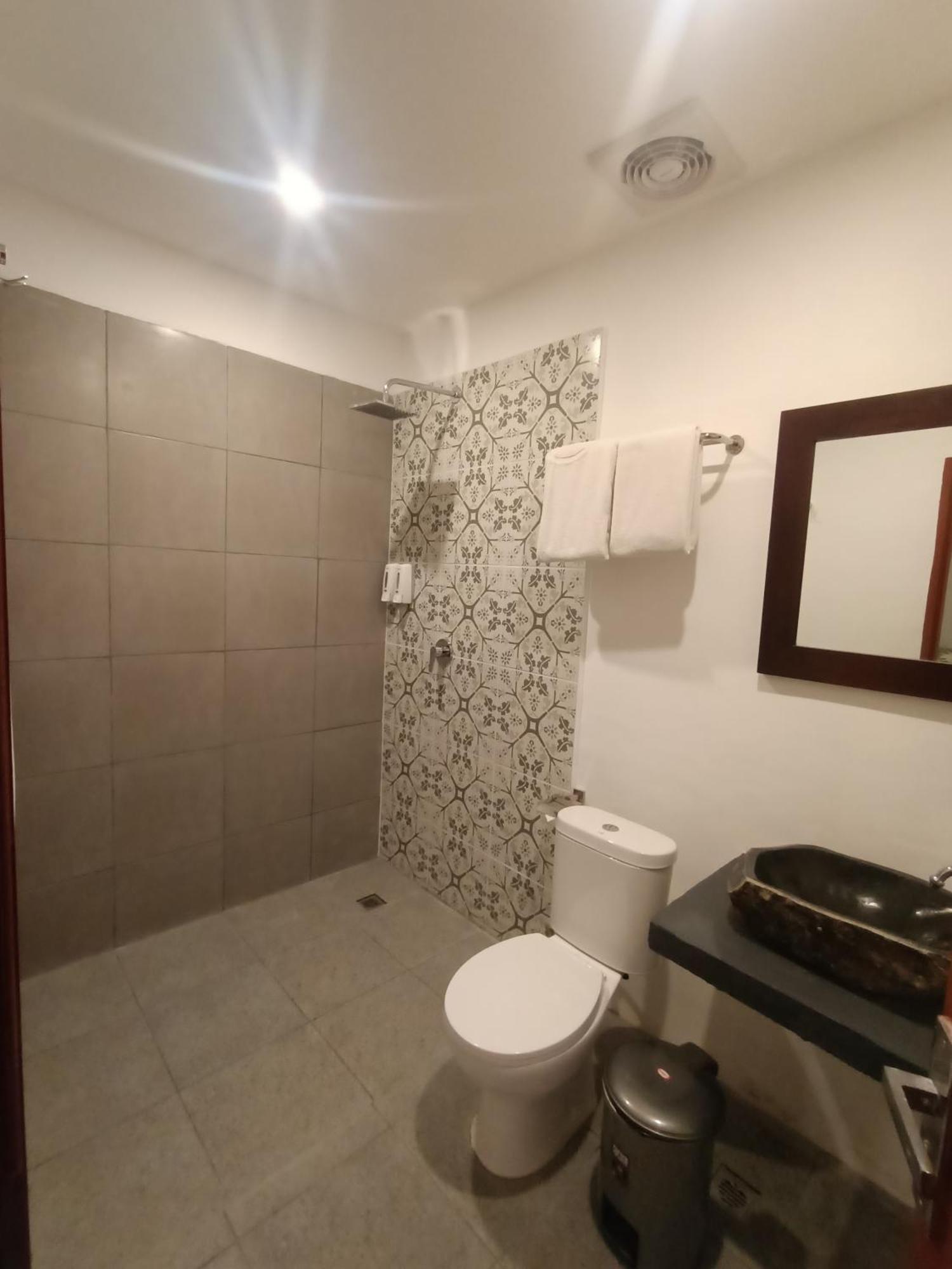 Attara Inn Senggigi Kültér fotó